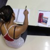 Em busca dos estudos, Iara deixou a casa dos pais aos 14 e virou empregada doméstica Fotos: Ana Aranha