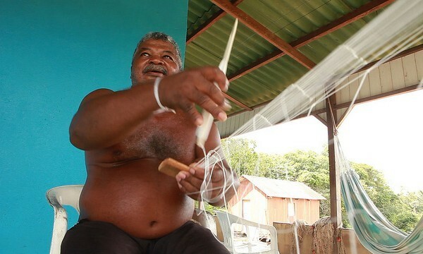 Mário, pescador que nunca mais viu a dourada, peixe mais valorizado da região. Foto: Marcelo Min/Agência Pública