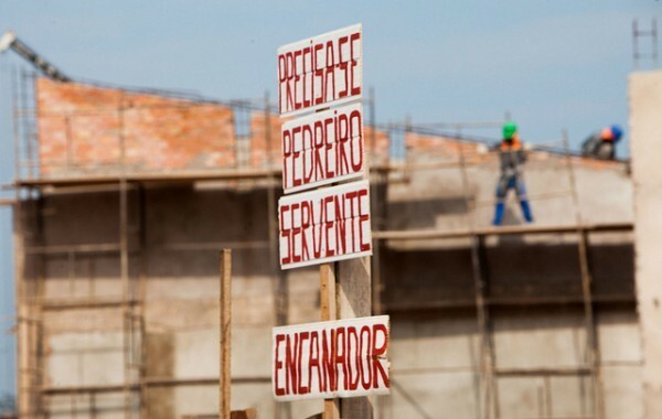Obra de compensação social da empresa Eletrix para a usina de Jirau. Foto: Marcelo Min/Agência Pública