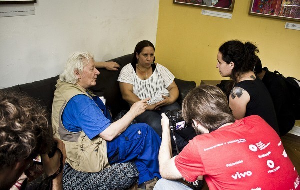 Andrew Jennings entrevistou representantes de movimentos populares e vítimas de remoções forçadas / Foto: (CC BY-SA) Preliminares