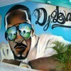 Grafite baseado na foto do DJ Lah enfeita a parede interna da sorveteria que ele inauguraria. Foto: Spensy Pimentel