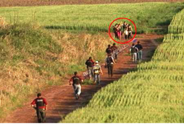 Família presente na hora do conflito (Foto: Última Hora)